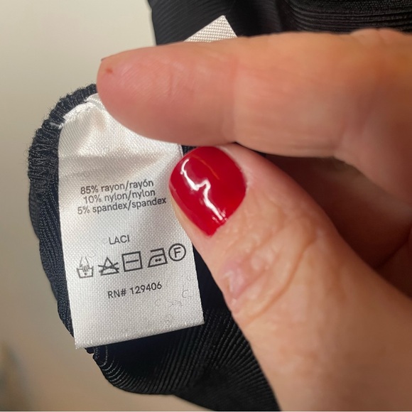 VENUS Chic Black Bodycon Mini Dress - Picture 11 of 13